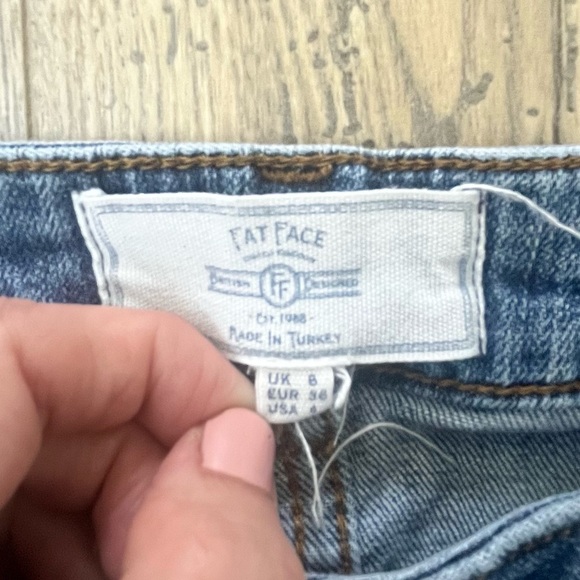 FAT FACE High Rise Midi Jean Medium Stonewash Denim Mini Skirt sz 8 UK Brand - Picture 6 of 6